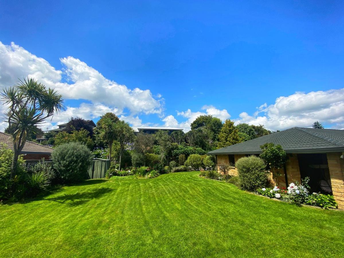 Tranquil Stream Villa Rotorua Exterior photo